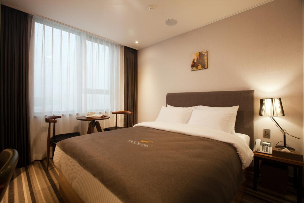 Gnb Hotel Pusan Pokoj fotografie
